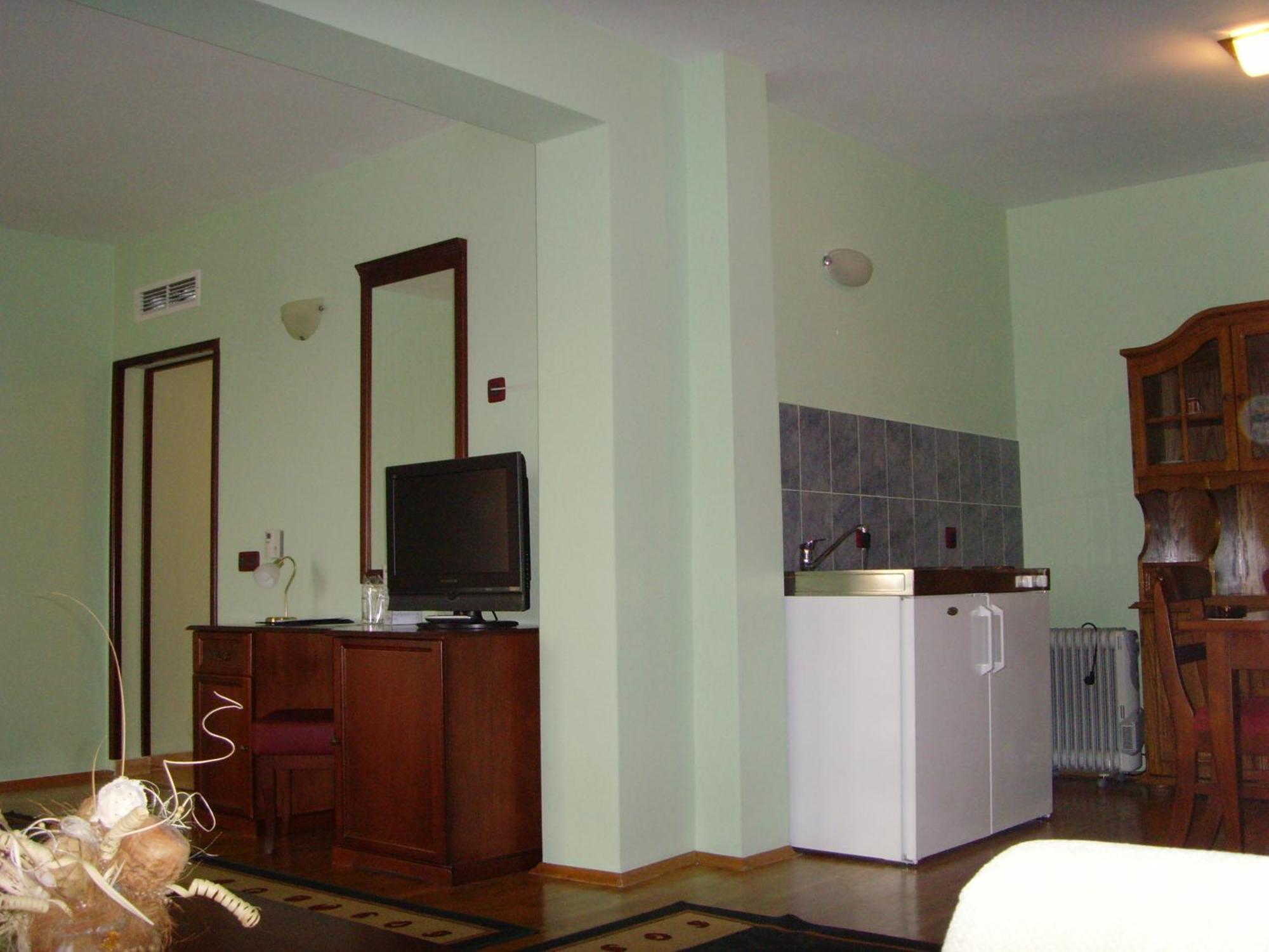 Meridian Hotel Bolyarski Veliko Tarnovo Exterior photo